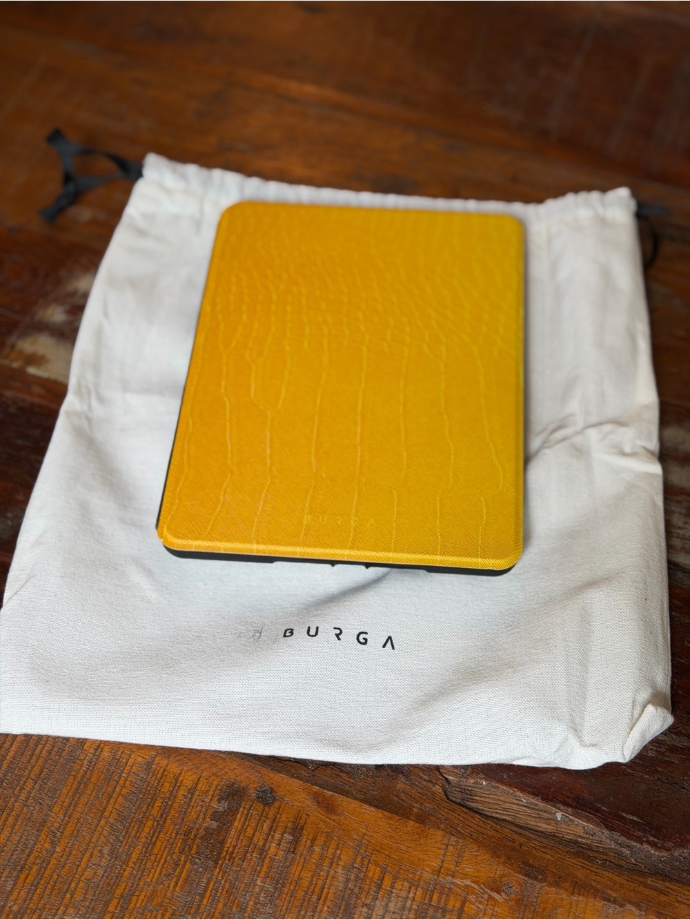 New Burga Yellow Snake Skin Print iPad Mini 7.9 (5th gen) Case